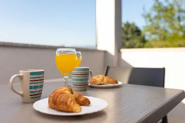 Soline Apartment for Up to 5 Guests