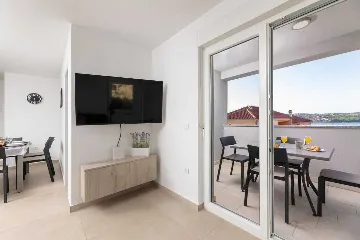 Soline Apartment for Up to 5 Guests