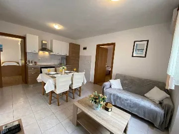 2-Bedroom Apartment for up to 6 in Šilo