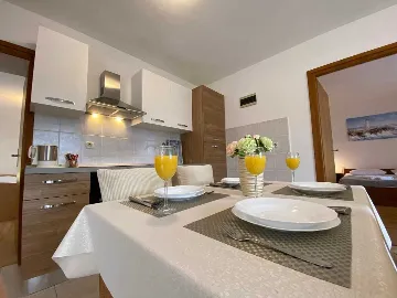 2-Bedroom Apartment for up to 6 in Šilo
