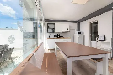 2-Bedroom Apartment in Žestilac for 4 Guests