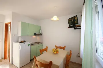 Šilo 2-Bedroom Apartment for Up to 4 Guests
