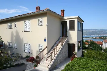 Šilo 2-Bedroom Apartment for Up to 4 Guests