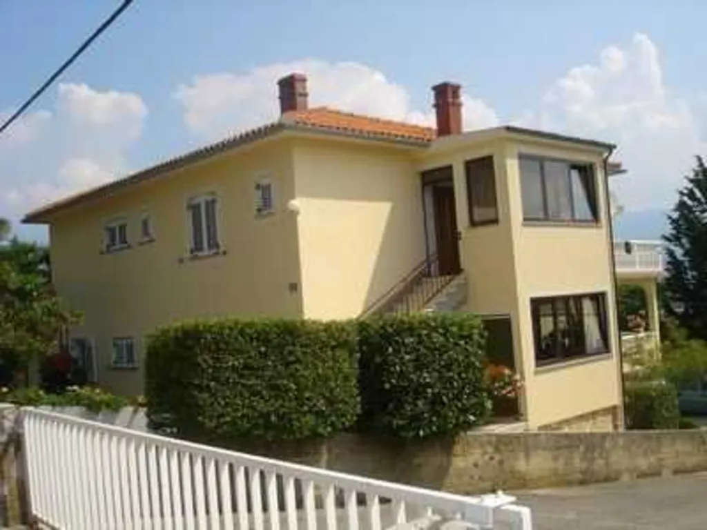 1-Bedroom Apartment in Šilo for Up to 3 Guests