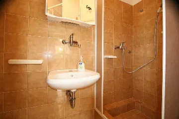 1-Bedroom Apartment in Šilo for Up to 3 Guests