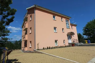 Apartment in Šilo for up to 4 Guests