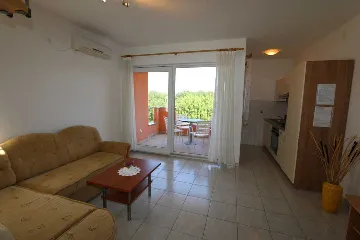 Apartment in Šilo for up to 4 Guests
