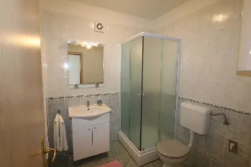 Two-Bedroom Apartment in Šilo for Up to 6