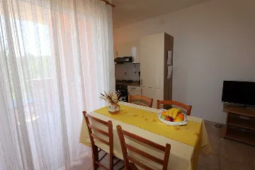 1-Bedroom Apartment in Šilo for Up to 4 Guests