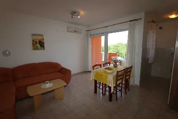 1-Bedroom Apartment in Šilo for Up to 4 Guests