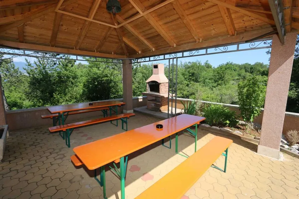 Apartment in Šilo for up to 6 Guests