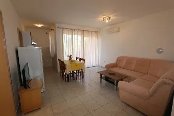 Apartment in Šilo for up to 6 Guests