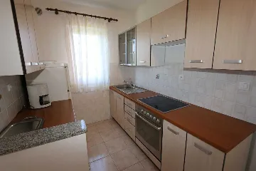 Apartment in Šilo for Groups Up to 6 Guests