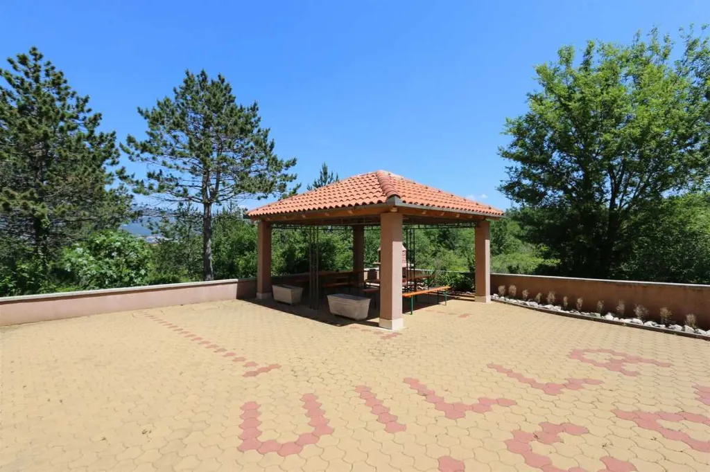 Apartment in Šilo for Groups Up to 6 Guests
