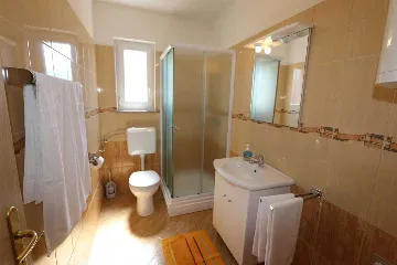 Two-Bedroom Apartment in Šilo for Up to 6