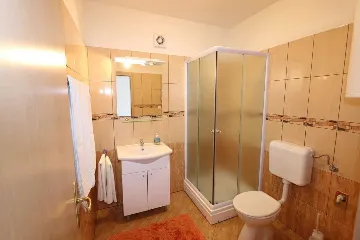 Two-Bedroom Apartment in Šilo for Up to 6