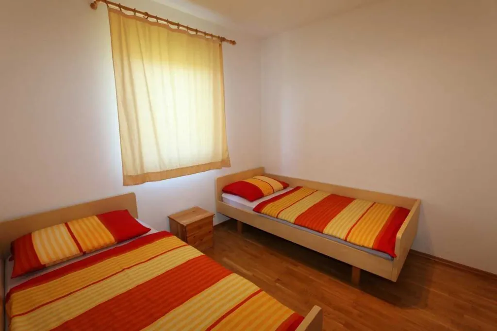 Two-Bedroom Apartment in Šilo for Up to 6