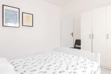 Two-Bedroom Apartment in Šilo (Up to 5)