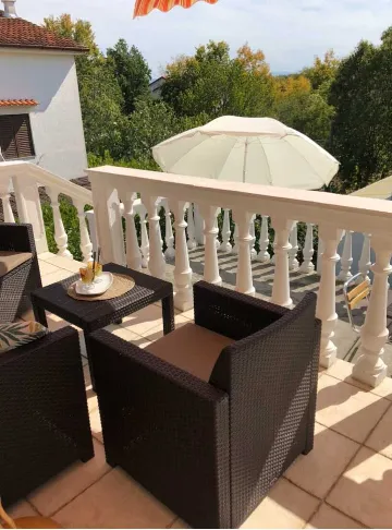 2-Bedroom Apartment in Šilo for Up to 4