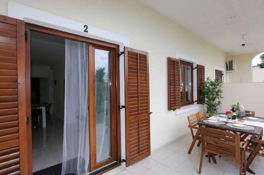 Two-Bedroom Apartment in Šilo for up to 5
