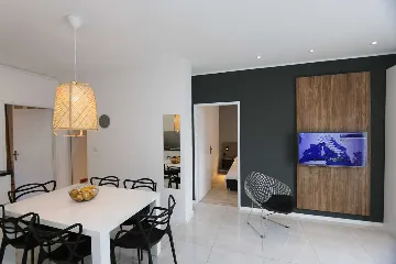 Two-Bedroom Apartment in Šilo for up to 5