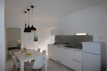 2-Bedroom Apartment in Šilo for 5 Guests