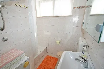 Apartment in Šilo for Up to 6 Guests