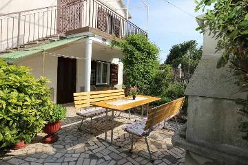 Apartment in Šilo for Up to 6 Guests