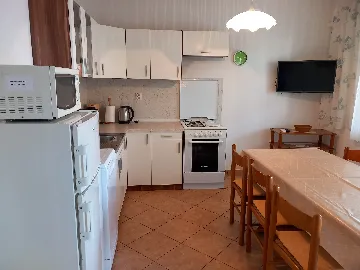Apartment in Šilo for Up to 6 Guests