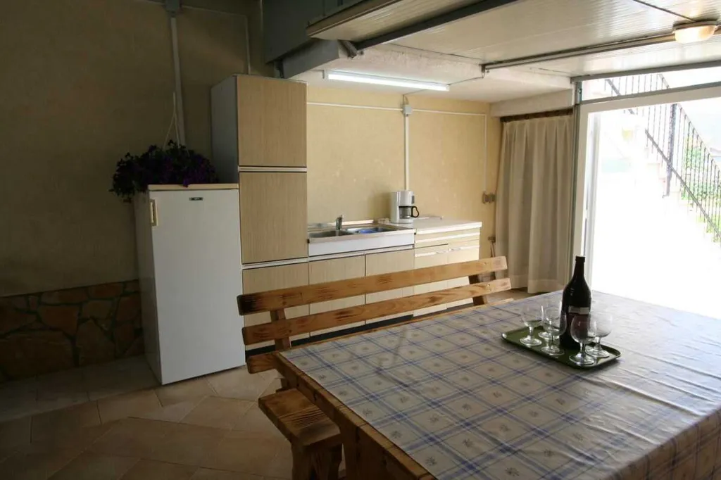 Two-Bedroom Apartment in Šilo for up to 6