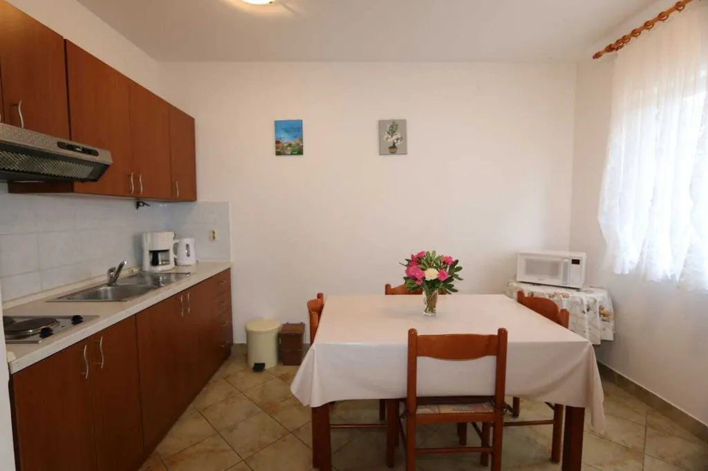 Two-Bedroom Apartment in Šilo for up to 6