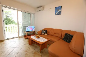 Two-Bedroom Apartment in Šilo for up to 6