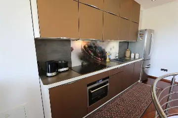 3-Bedroom House in Šilo for Up to 6 Guests