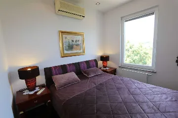 3-Bedroom House in Šilo for Up to 6 Guests