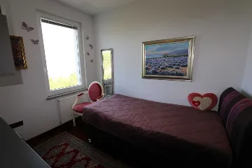 3-Bedroom House in Šilo for Up to 6 Guests