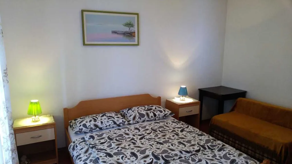 Apartment for 4 Guests in Šilo with Sea View