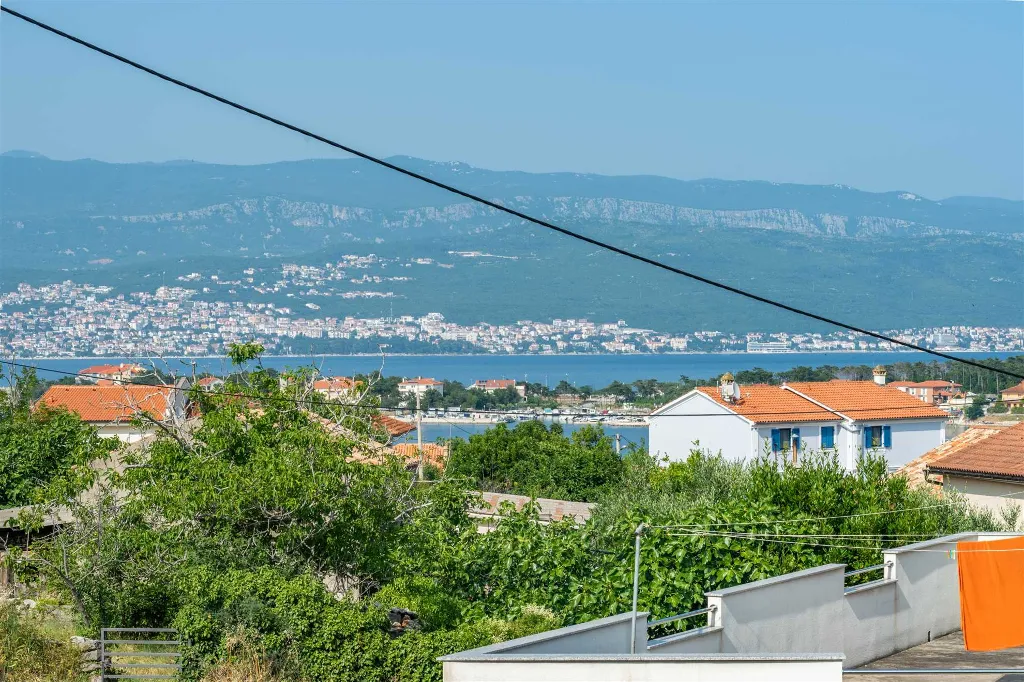 Two-Bedroom Apartment in Šilo for up to 5 Guests