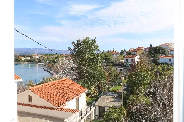 4-Bedroom Apartment in Šilo, Croatia (Up to 8)