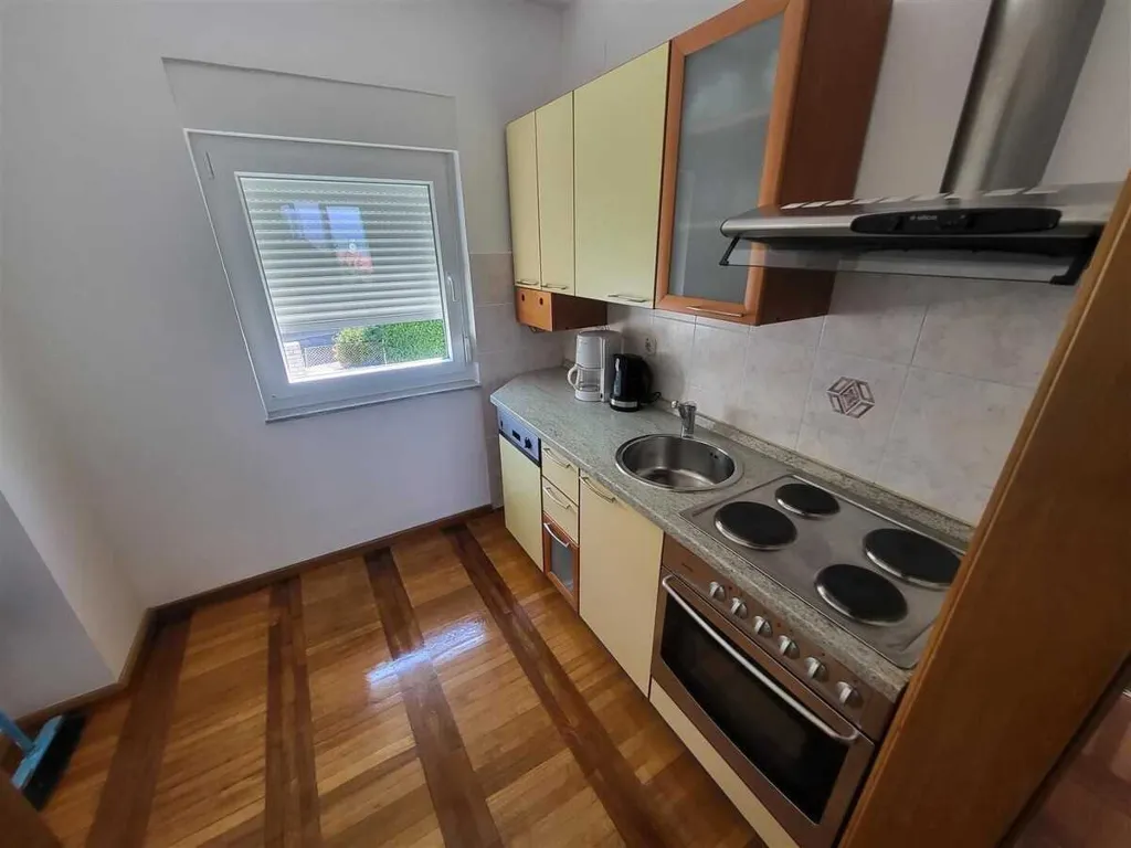Apartment in Soline for Up to 4 Guests