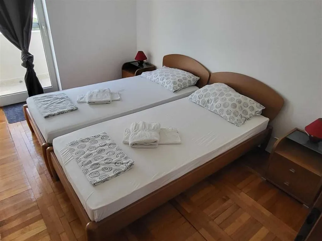 Two-Bedroom Apartment in Soline for 4 Guests