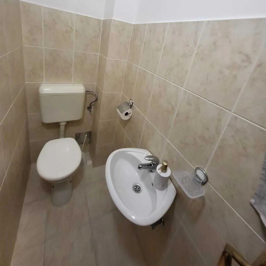 Two-Bedroom Apartment in Soline for 4 Guests