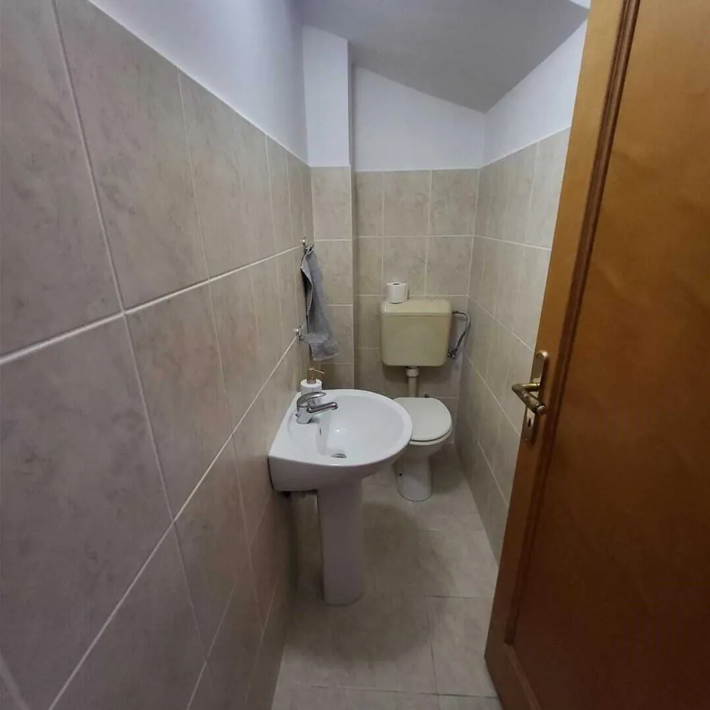 Two-Bedroom Apartment for 4 Guests in Soline