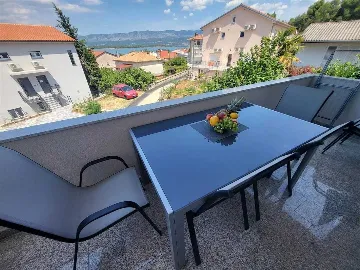 Two-Bedroom Apartment in Soline for 4 Guests