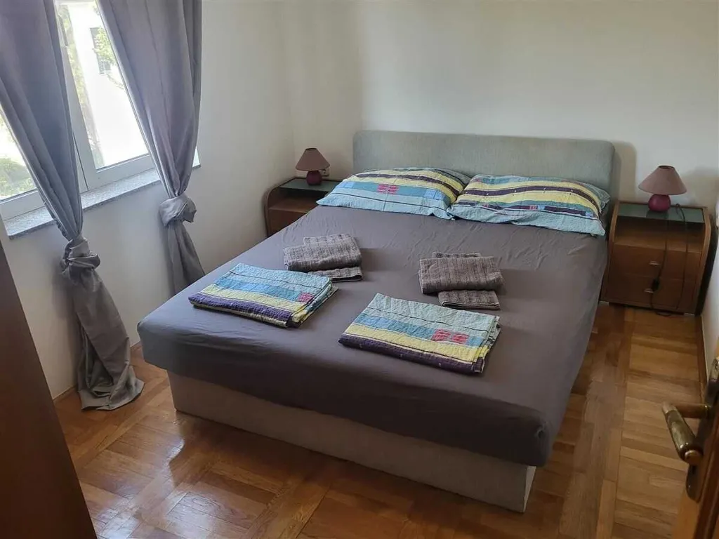 Two-Bedroom Apartment in Soline for 4 Guests