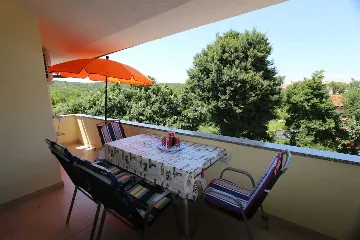 2-Bedroom Apartment in Šilo for Up to 6 Guests