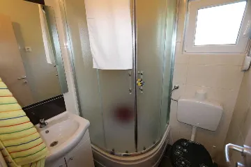 Apartment for 2 Guests in Šilo with Parking