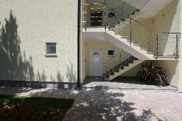 Apartment for 2 Guests in Šilo with Parking