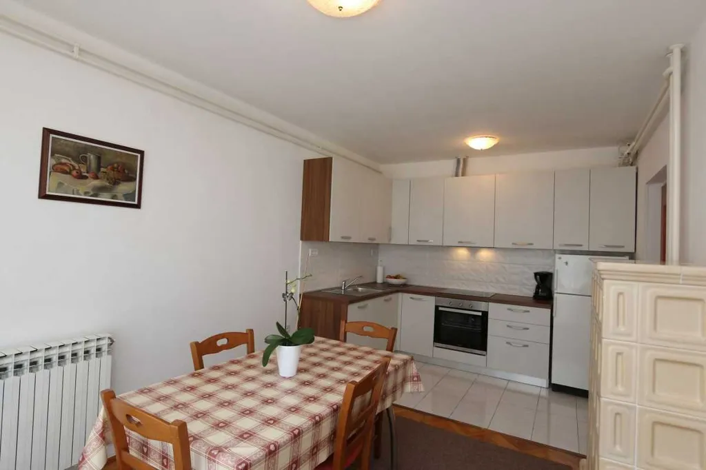 Šilo 2-Bedroom Apartment with Sea-View Balcony