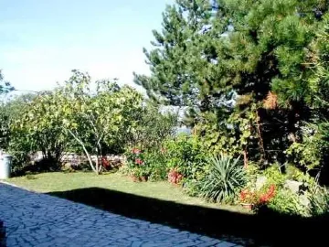 Šilo 2-Bedroom Apartment for Up to 5 Guests