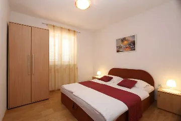 1-Bedroom Apartment in Šilo for Up to 3 Guests